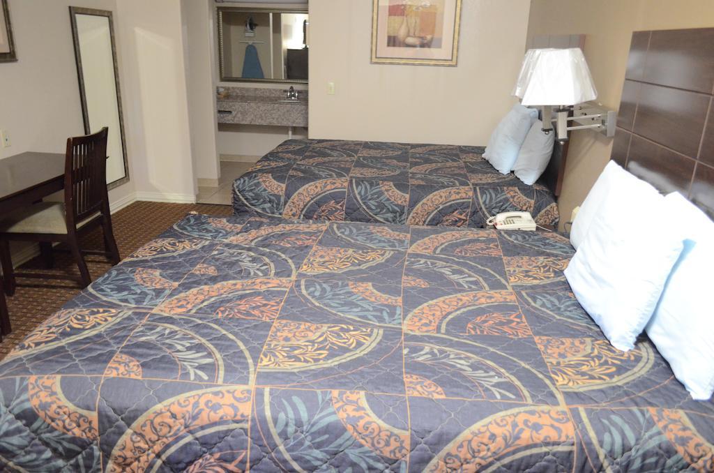 Budget Host Inn & Suites Humble Exterior foto