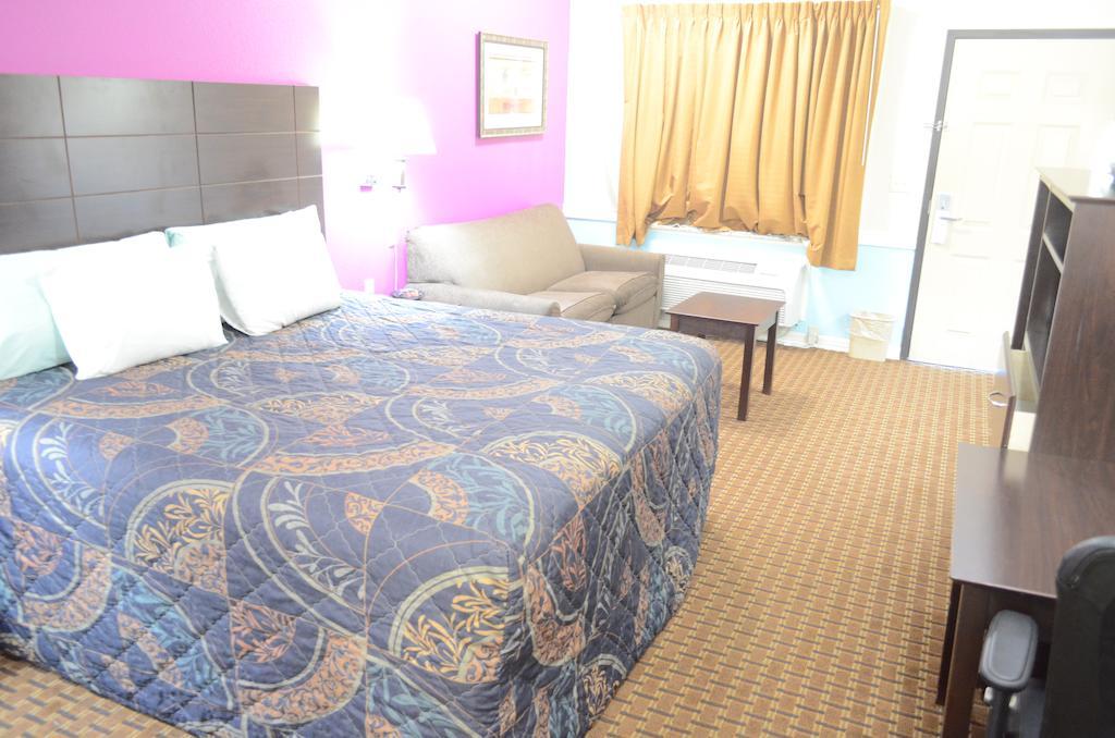 Budget Host Inn & Suites Humble Exterior foto